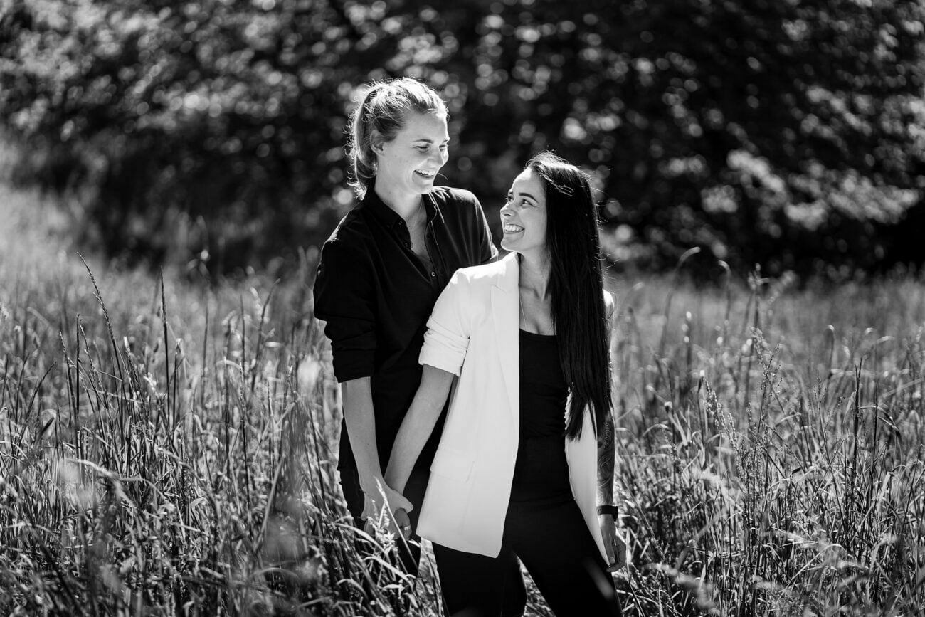 lesbian engagement shoot in Cornwall