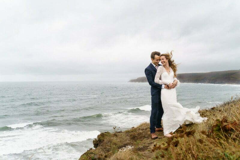 clifftop wedding photographs at beacon crag