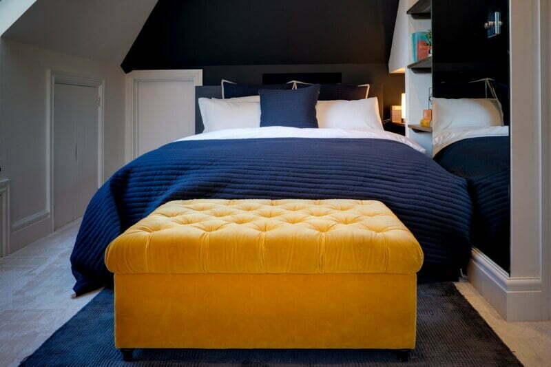 booking.com photography