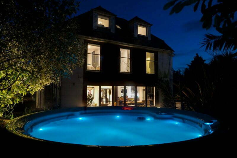 luxury hot tub airbnb in falmouth